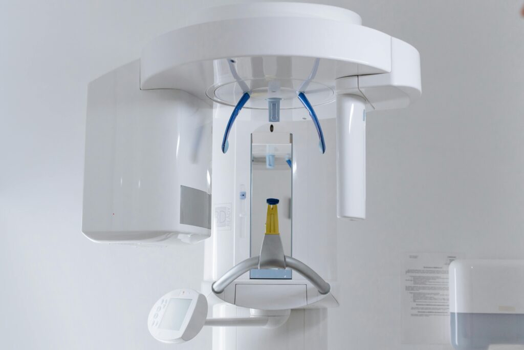 Apparecchiatura per diagnostica dentale nello Studio Dentistico Baldari.